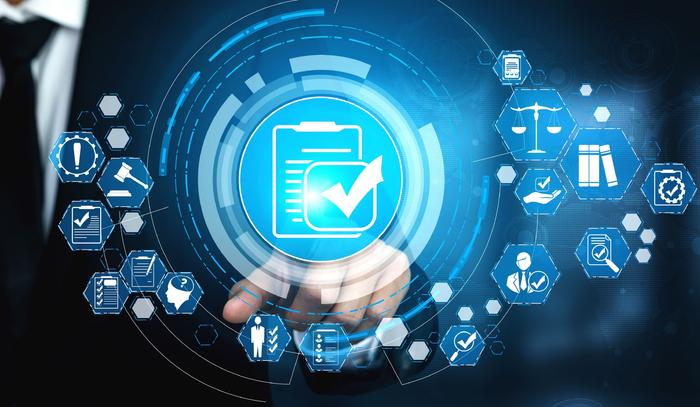 上海數(shù)字經(jīng)濟(jì)核心產(chǎn)業(yè)規(guī)模突破5500億元，軟件與信息技術(shù)服務(wù)業(yè)引領(lǐng)生活數(shù)字化轉(zhuǎn)型